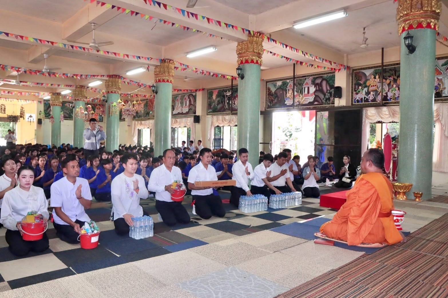 วิทยาลัยอาชีวศึกษาศรีเมืองใหม่ กำหนดจัดโครงการถวายเทียนพรรษา เนื่องในวันเข้าพรรษา ประจำปีการศึกษา 2569 ณ วัดชัยมงคล บ้านแก้งกอก ตำบลแก้งกอก อำเภอศรีเมืองใหม่ จังหวัดอุบลราชธานี ในวันพุธ ที่ 22 กรกฎาคม 2569